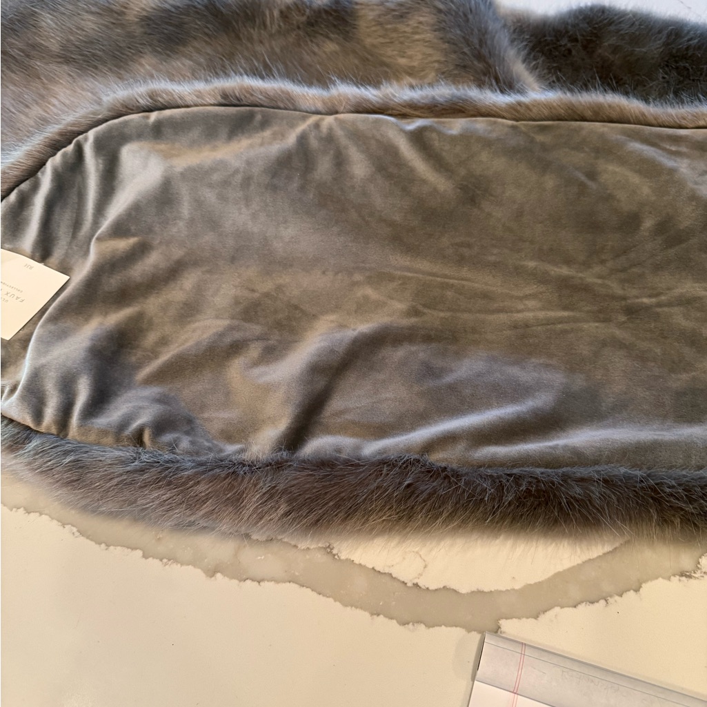 Restoration Hardware Rh Ultra Faux Fur Collar Scarf Neck Warmer Gray Luxe Nwt — image 4 of 6
